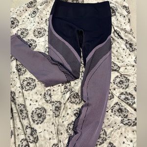 Fabletics Purple Medium Workout Leggings